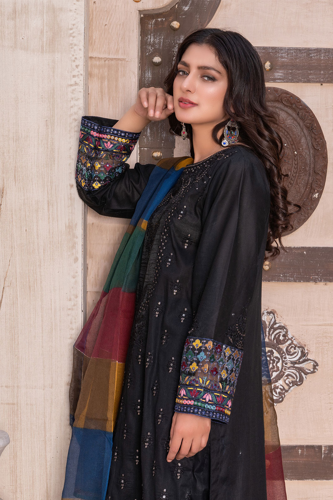 Noor e Raaz | Lawn - Embroidered
