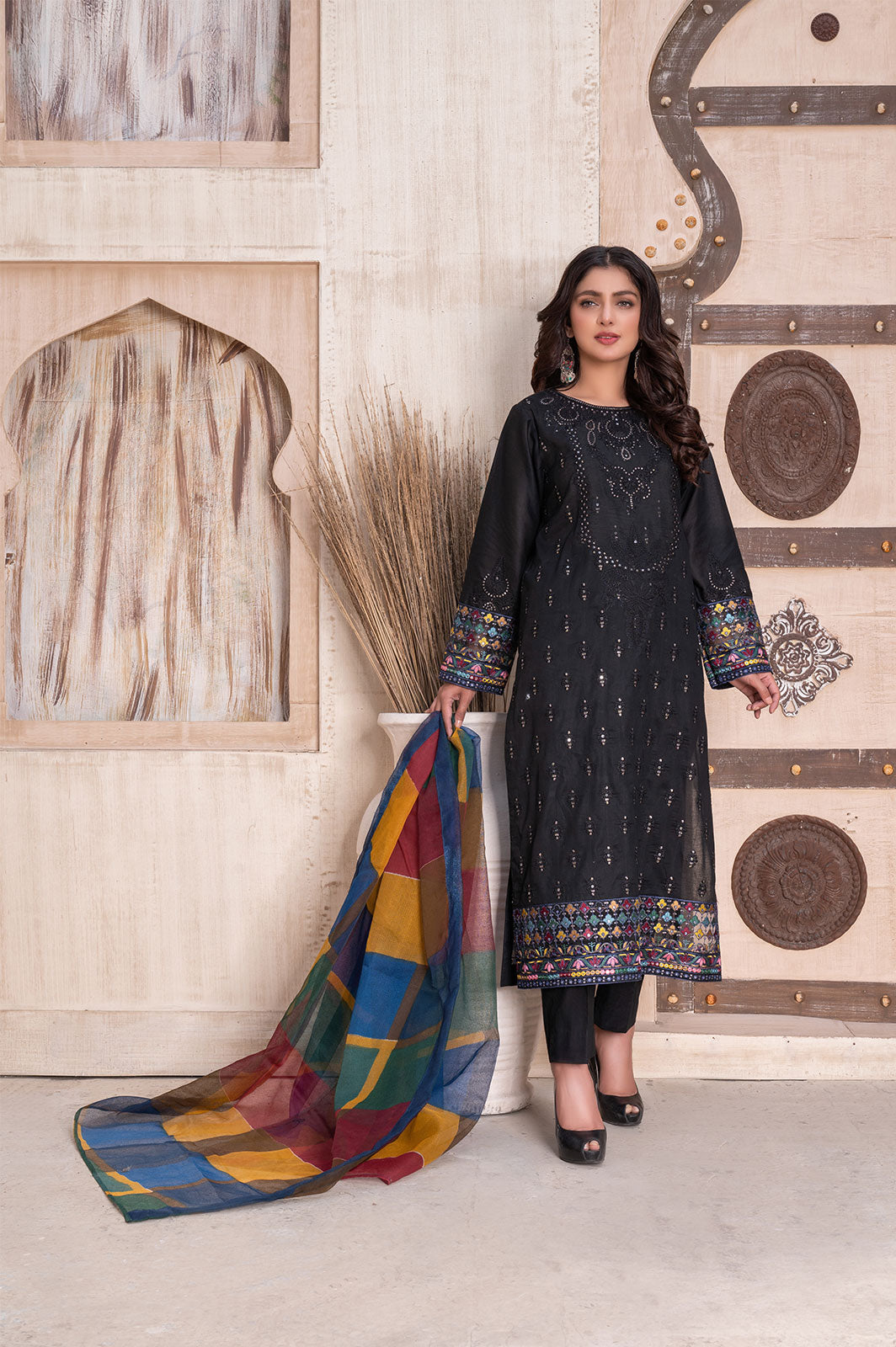 Noor e Raaz | Lawn - Embroidered